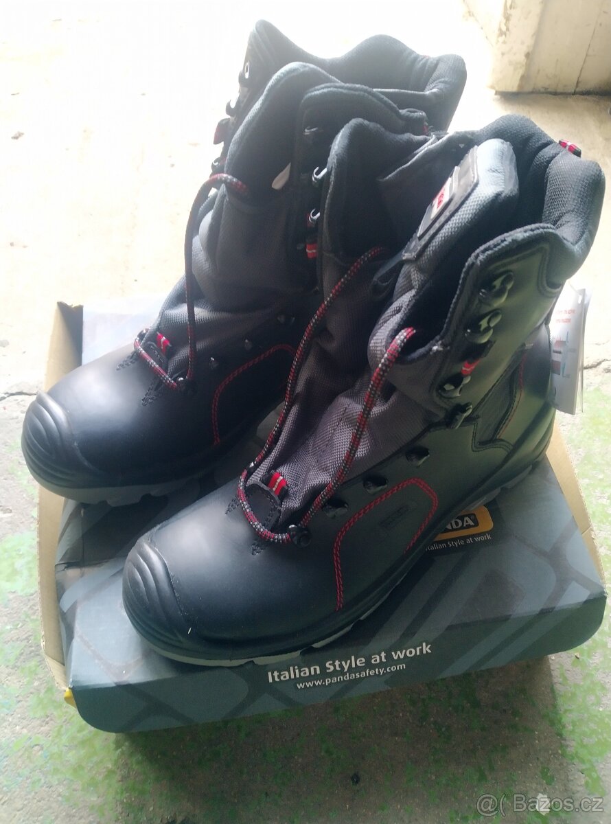 Pracovní obuv 46 Panda