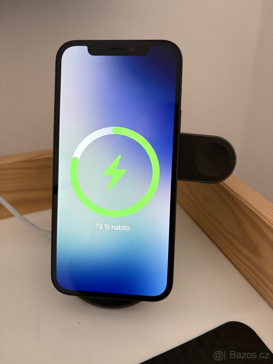 iPhone 12 128GB černý