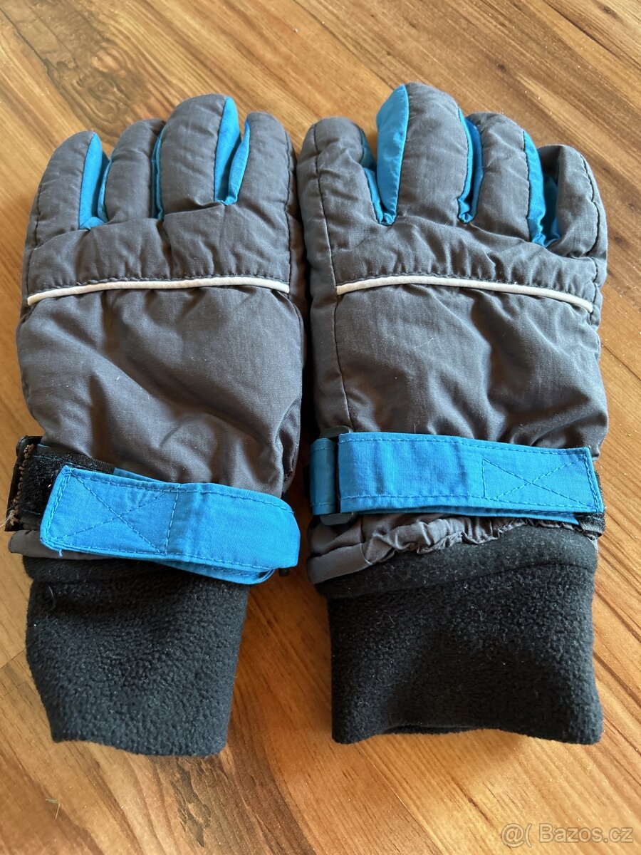 Prodám rukavice, 10-12 let