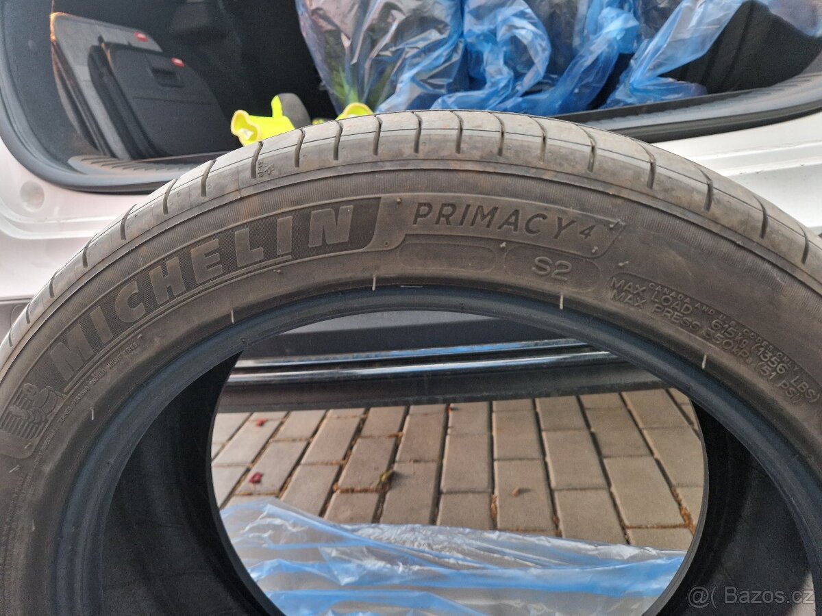 Zánovní nové letní pneu Michelin Primacy 4 225/45 R17