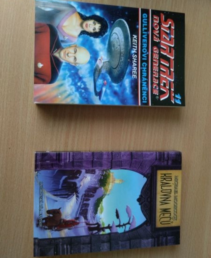 Knihy - Star trek, Winx,královna mečů