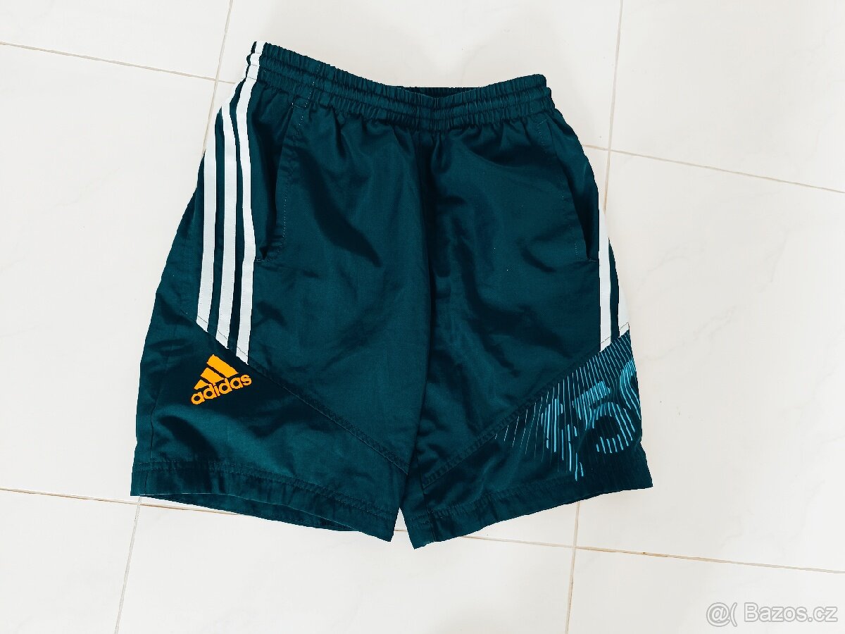 Adidas fotbalové kraťasy vel.158