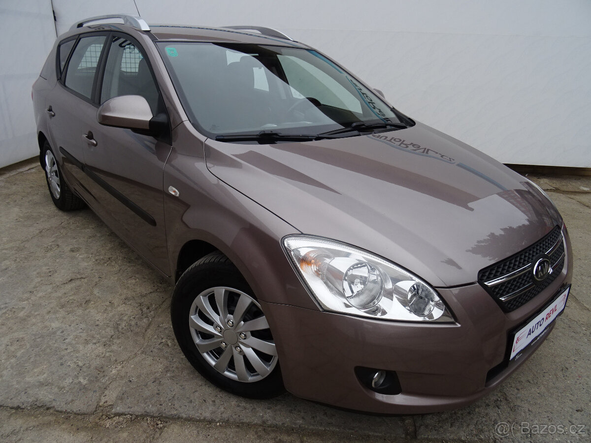 Kia Ceed 1.4i,73kW,1majČR,S.kniha,DPH,klima,tažné