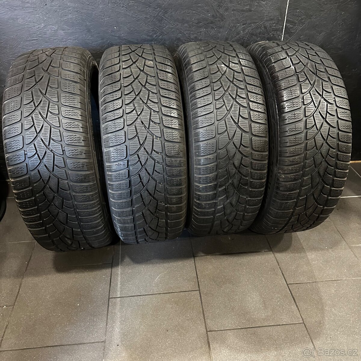 Sada pneu Dunlop 225/60/17 99H
