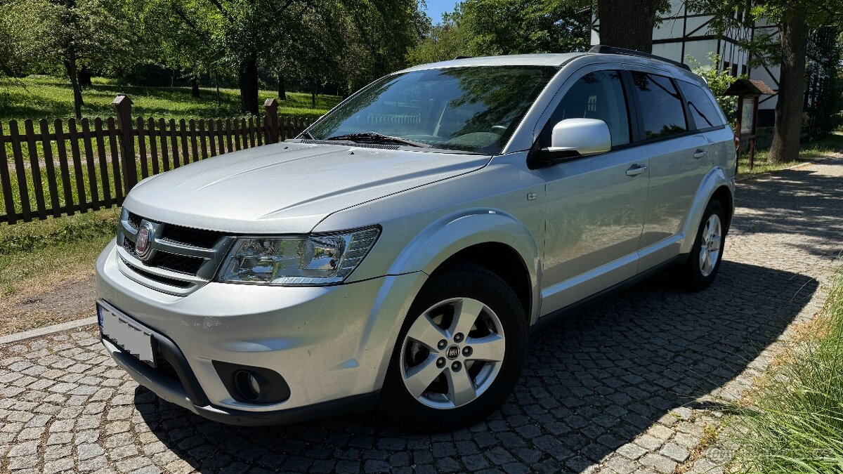 Fiat Freemont 2.0 JTD 2011,7 míst,2x kola,MAX VÝBAVA