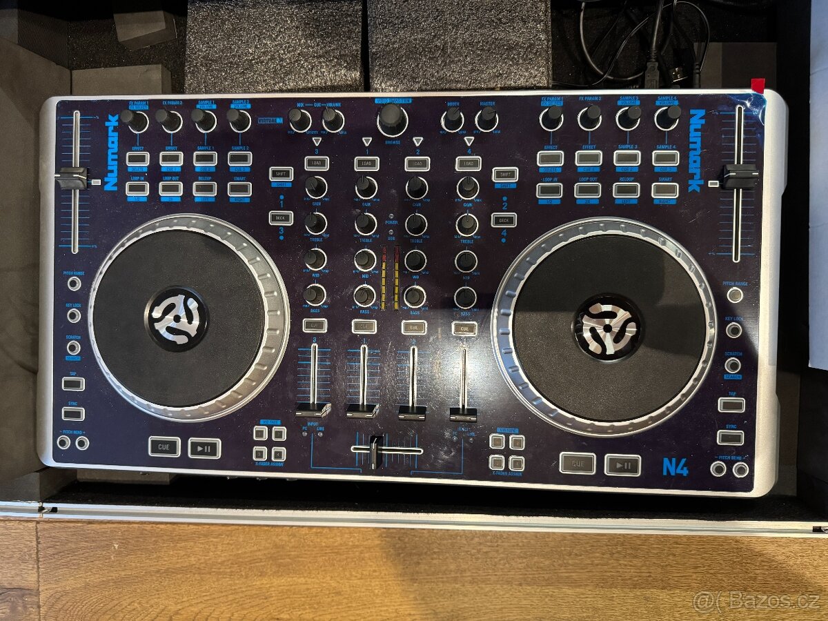 DJ konzole Numark N4 + profi case MAGMA