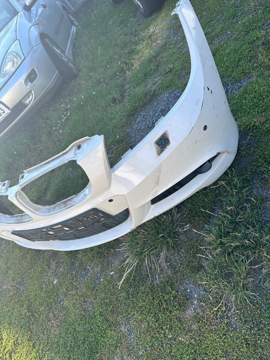 BMW e91 lci přední nárazník