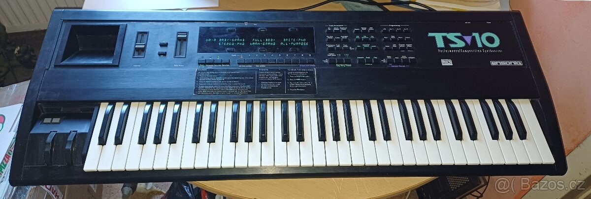 Ensoniq TS 10