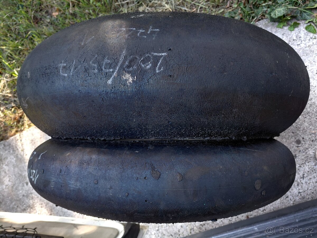 Pneumatiky krásná sada Dunlop moto2 125/80-17 + 200/75-17
