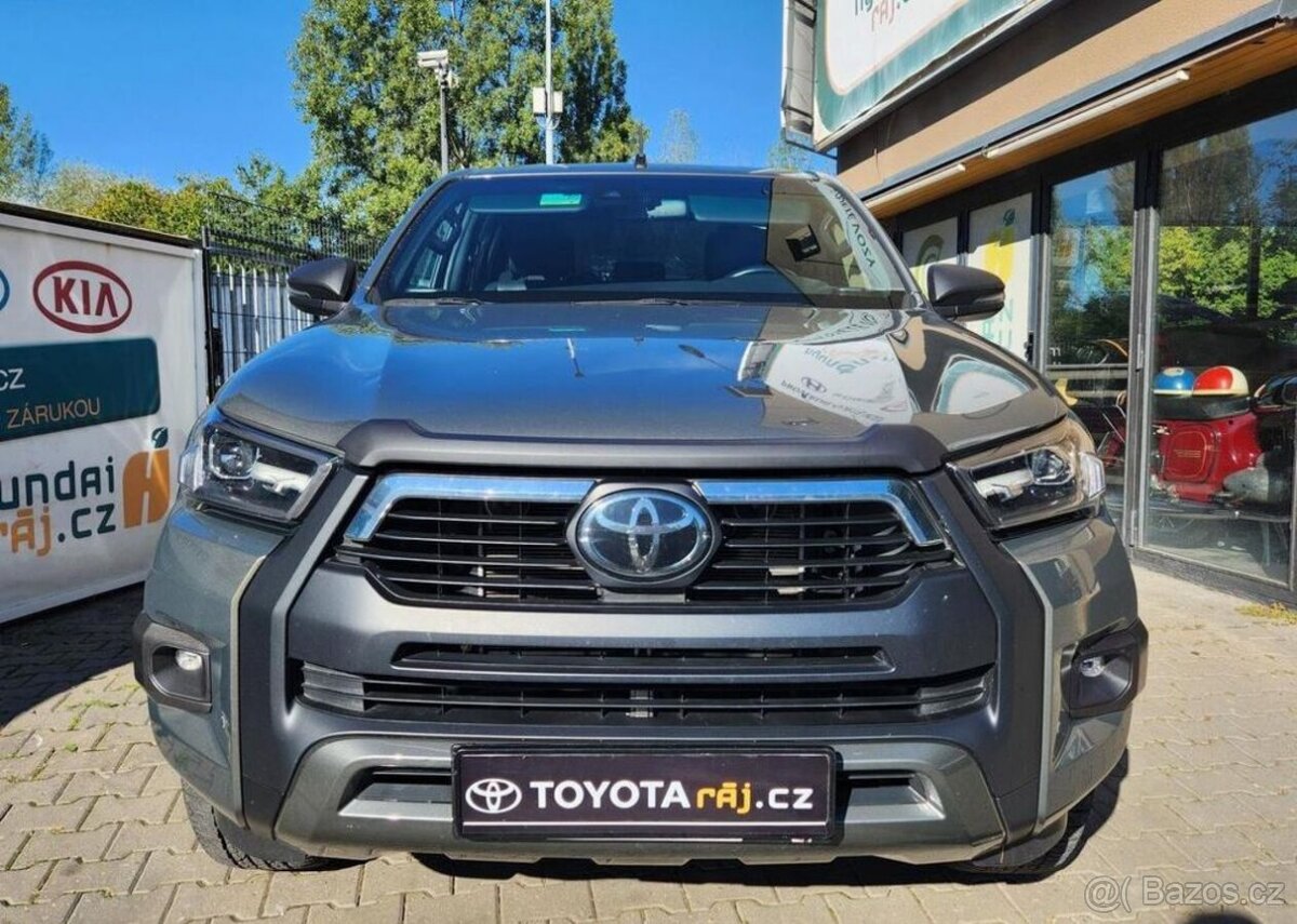 Toyota Hilux 2.8-INVISIBLE SPORT-1.maj-DPH