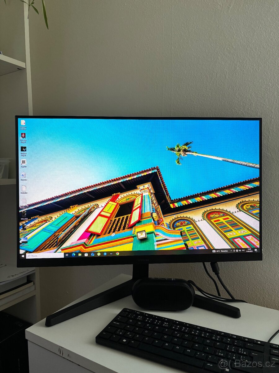 Monitor Samsung F24T370 (24", Používaný, Perfektní stav)
