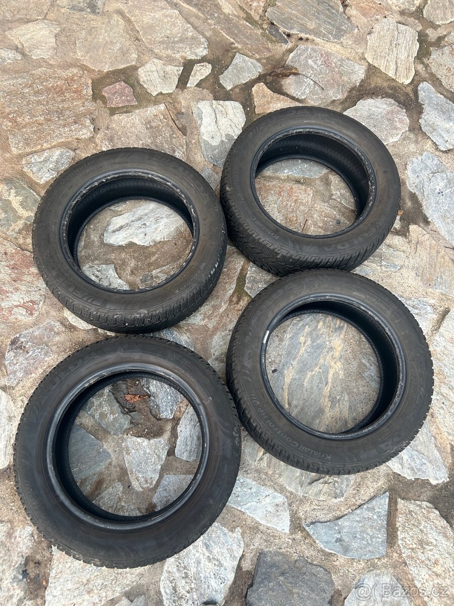 Zimní pneumatiky 205/55/16