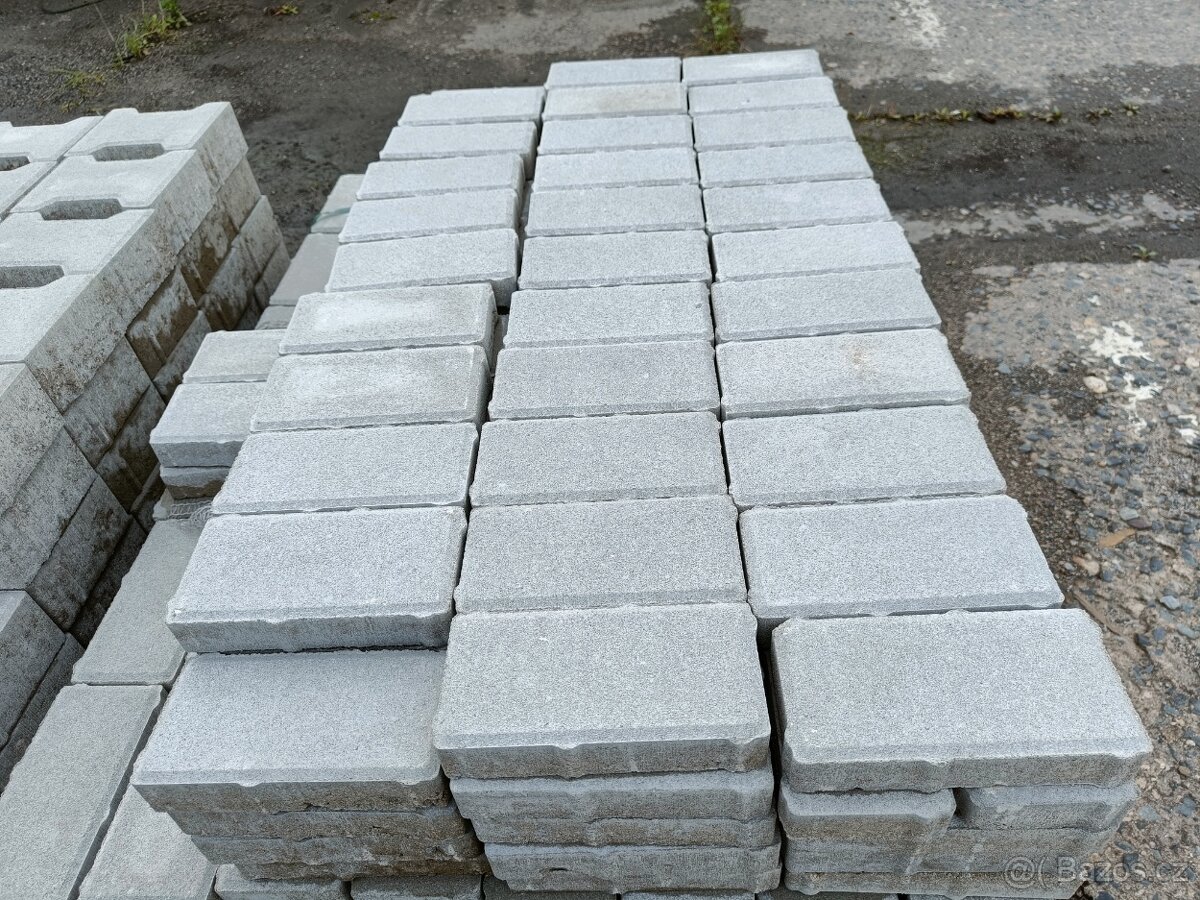 Betonová dlažba CS-BETON Cihla tl.4cm šedá