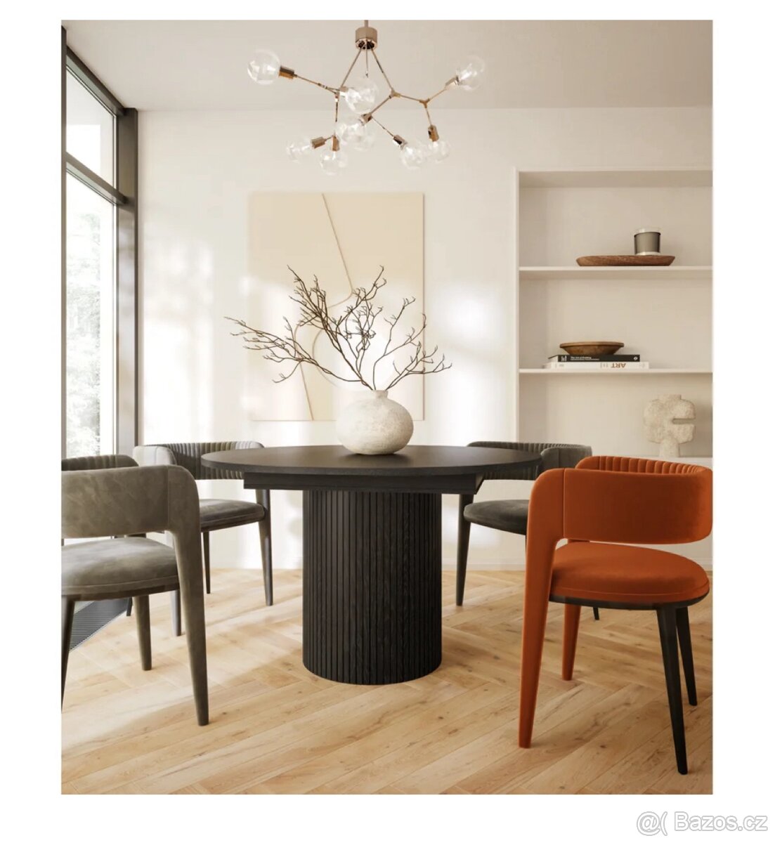 Kulatý rozkládací jídelní stůl Malaga, dekor dub, 115–155 cm