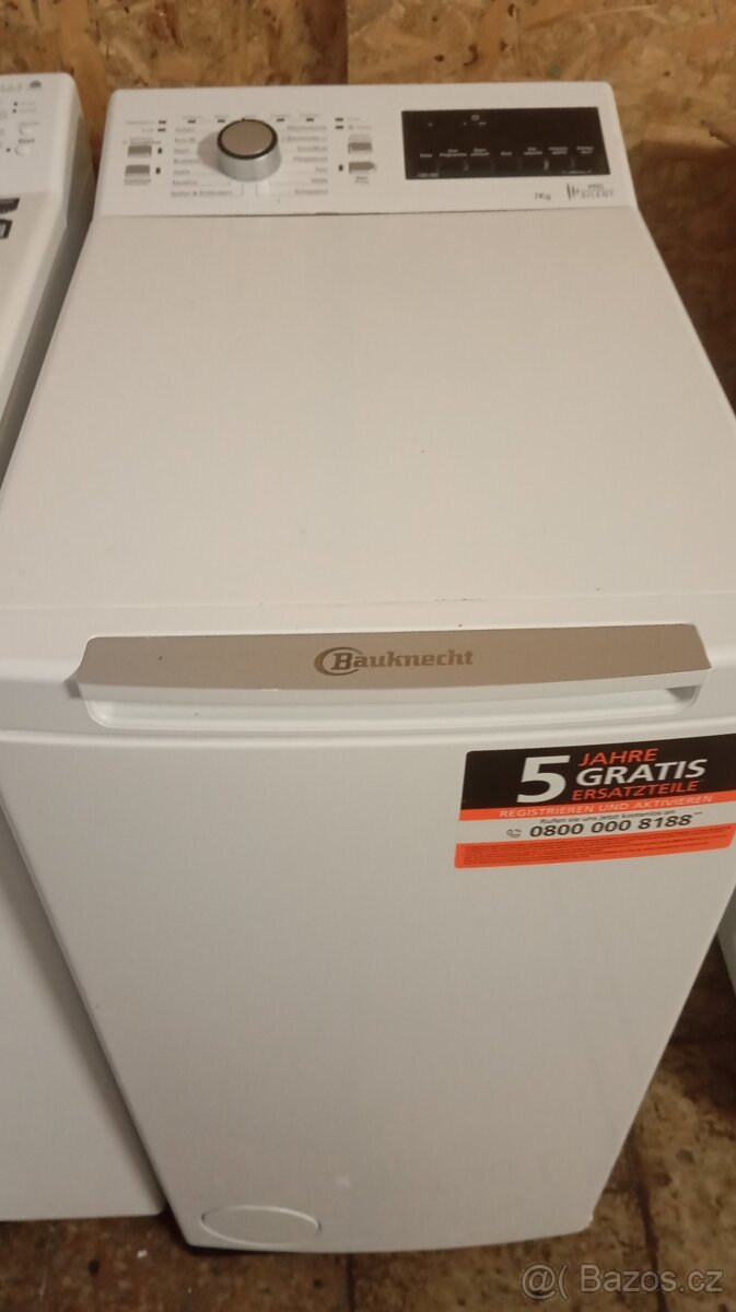 Vrchem plněná pračka Bauknecht