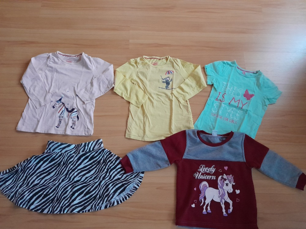 Dívčí oblečení,vel. 110