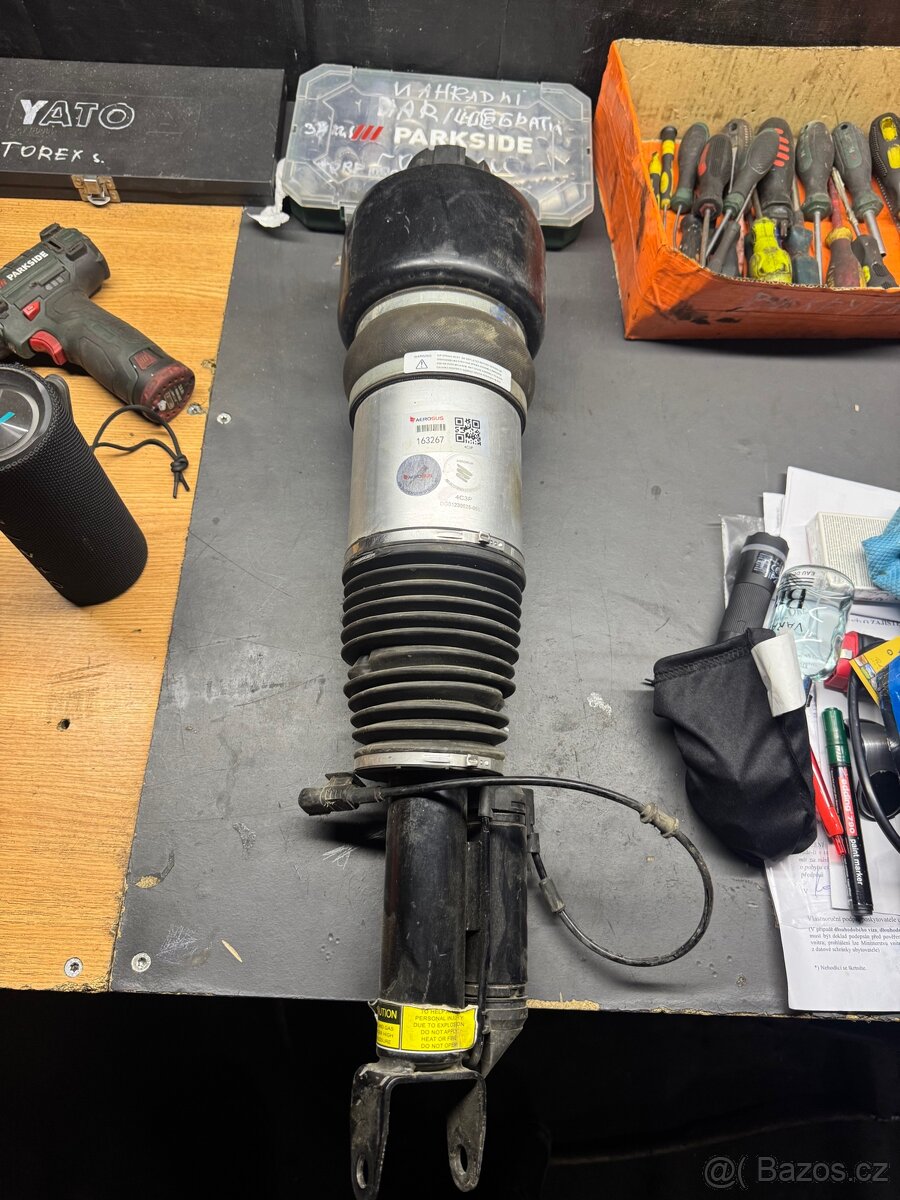 🔧 Přednà vzduchový měch AIRMATIC – Mercedes-Benz W211