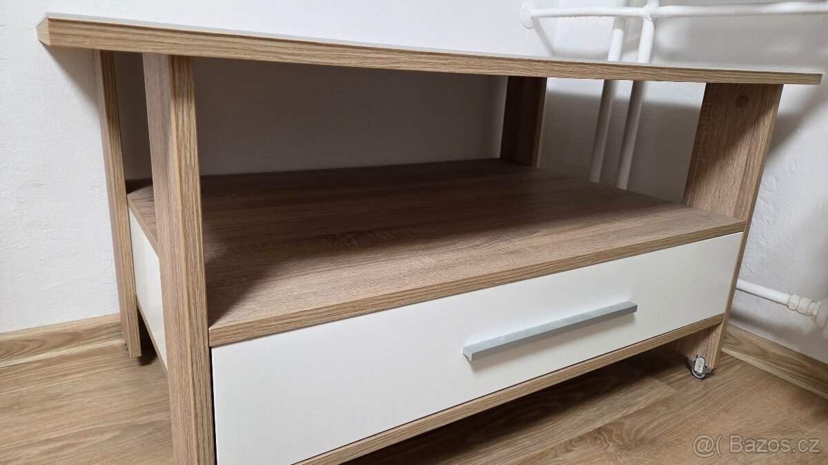 Konferenční stolek Alexandr