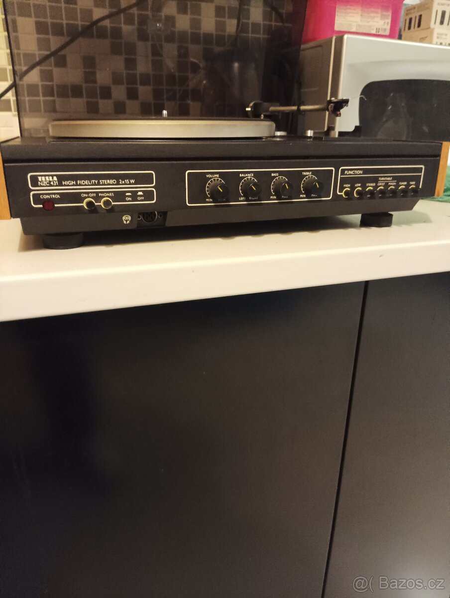 Tesla stereo gramofon NZC-431