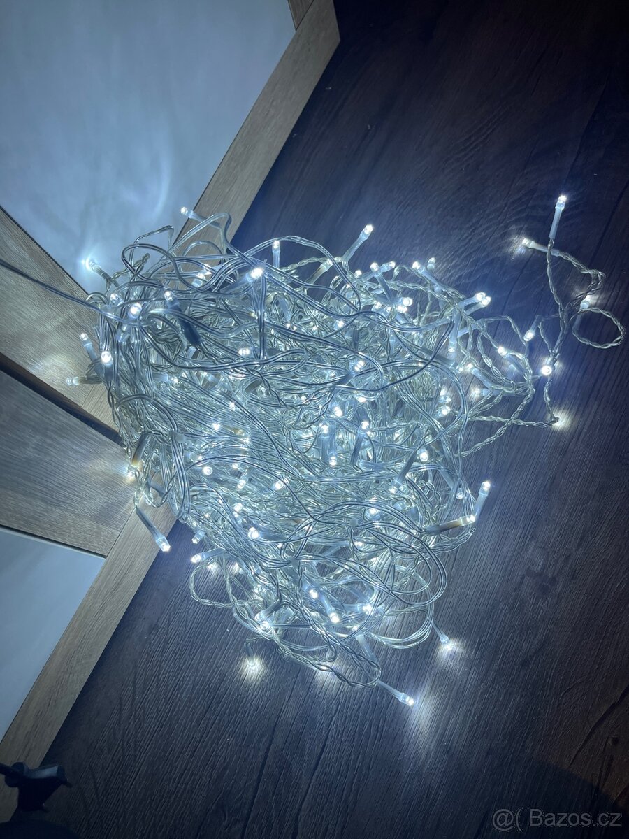 LED řetěz studená bílá