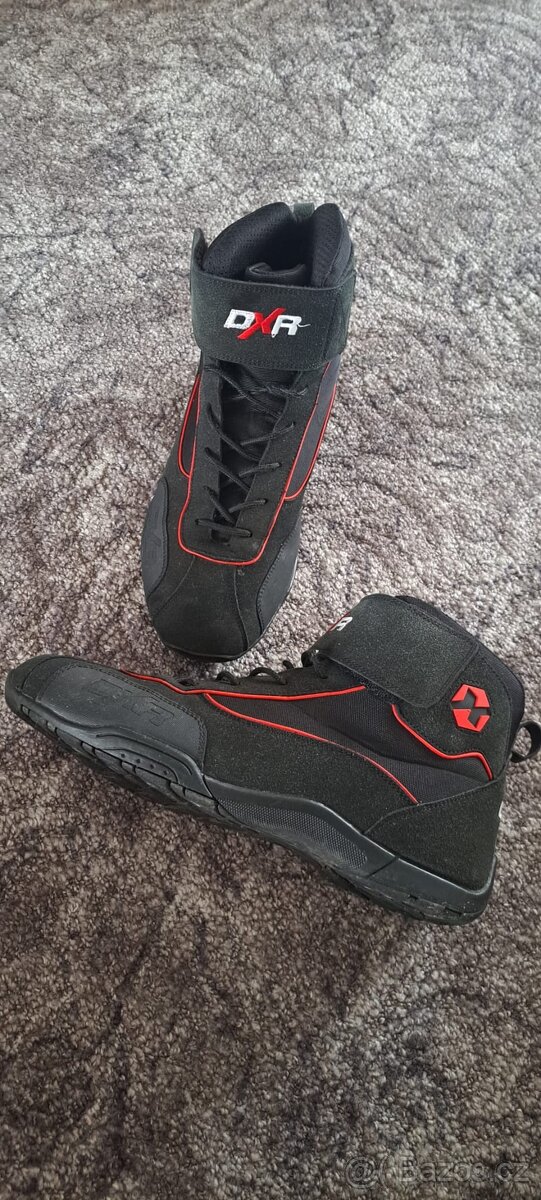 Kotníkové boty DXR