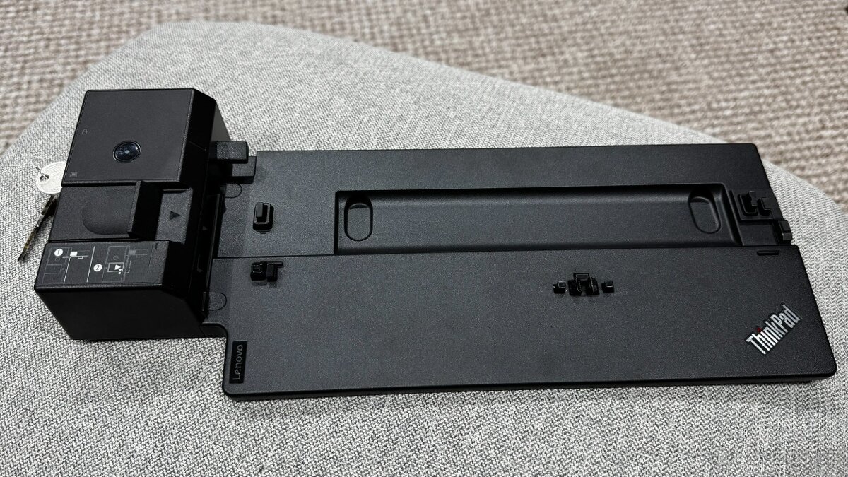 Lenovo ThinkPad Pro Docking Station 40AH + zdroj 65W
