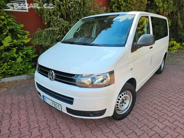 VW Multivan 2.0 TDI 103kW,Webasto,Tažné,Navi,Manuál,Senzory.