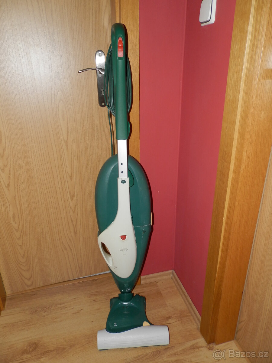 vysavač Vorwerk VK-136