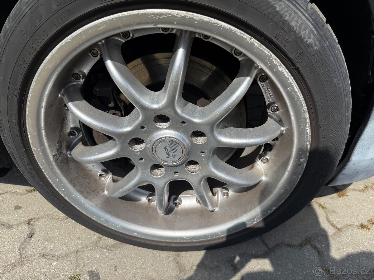 Disky Brock B6 8,5j r17 et 35