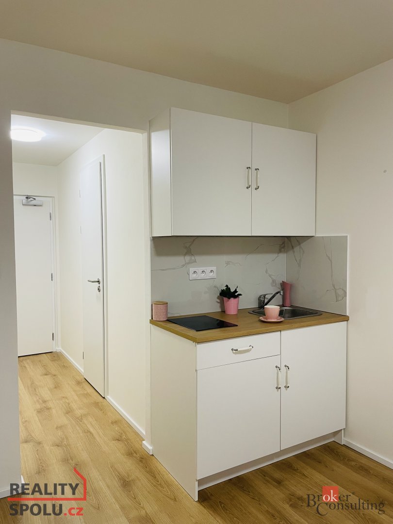Pronájem, byty/1+kk, 24 m2, Čenětická 2413/1, 14900 Praha, H