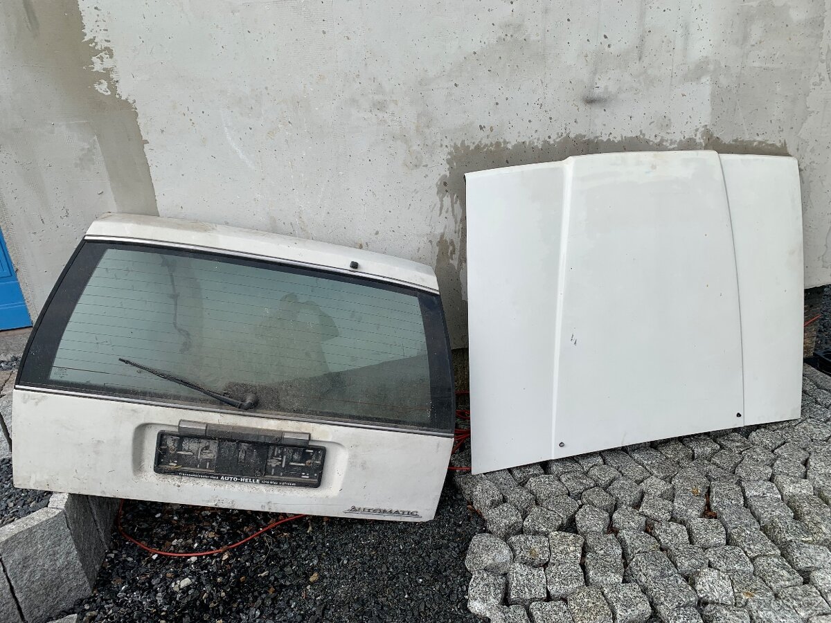 Volvo 740 bílá souhr dílů