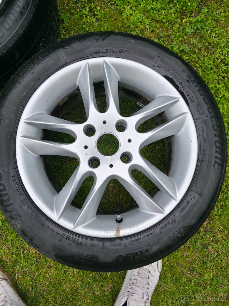 Kola 4x100 R16