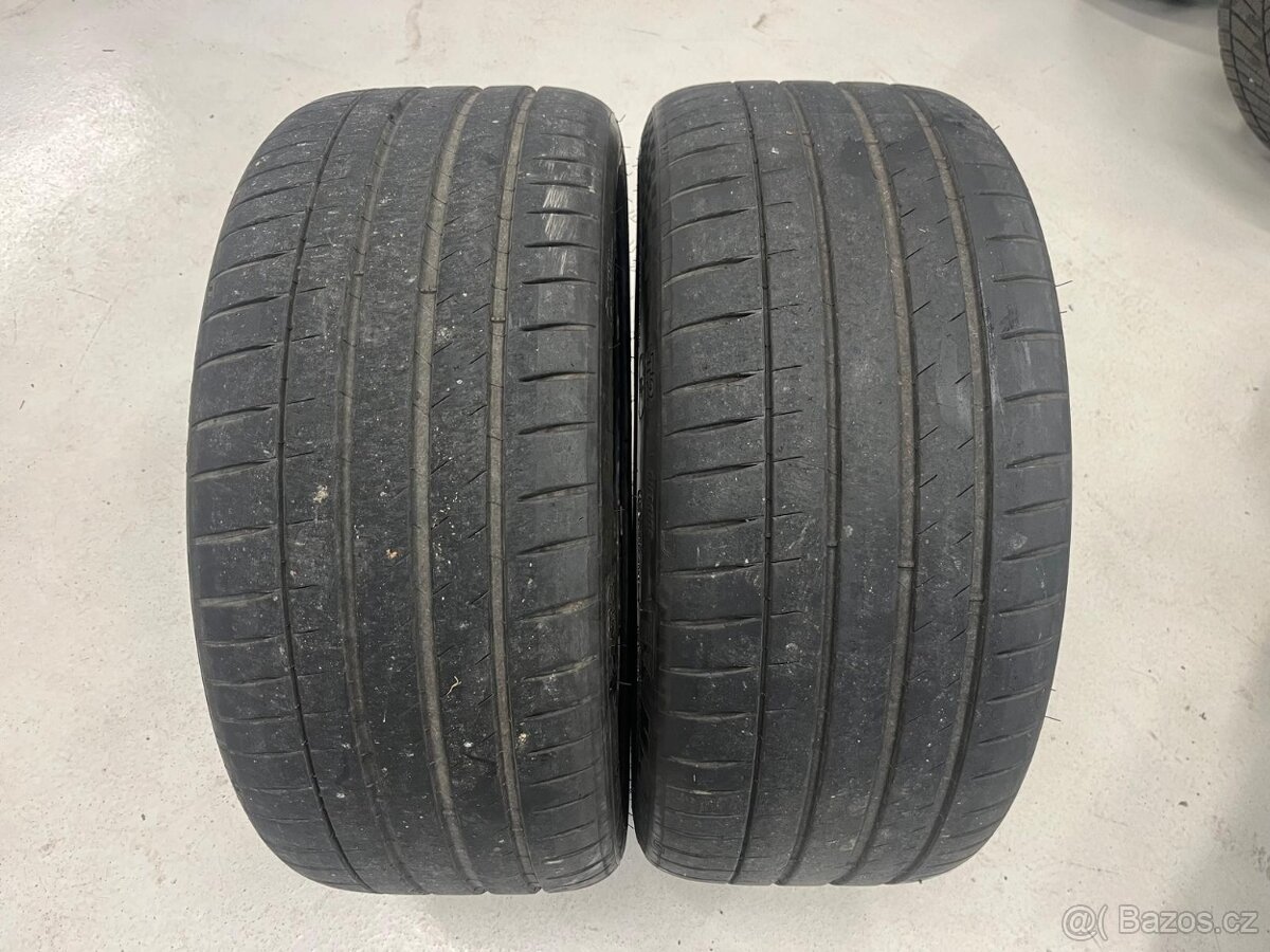 Letní pneu Michelin Pilot Sport 4S - 265/35 R21