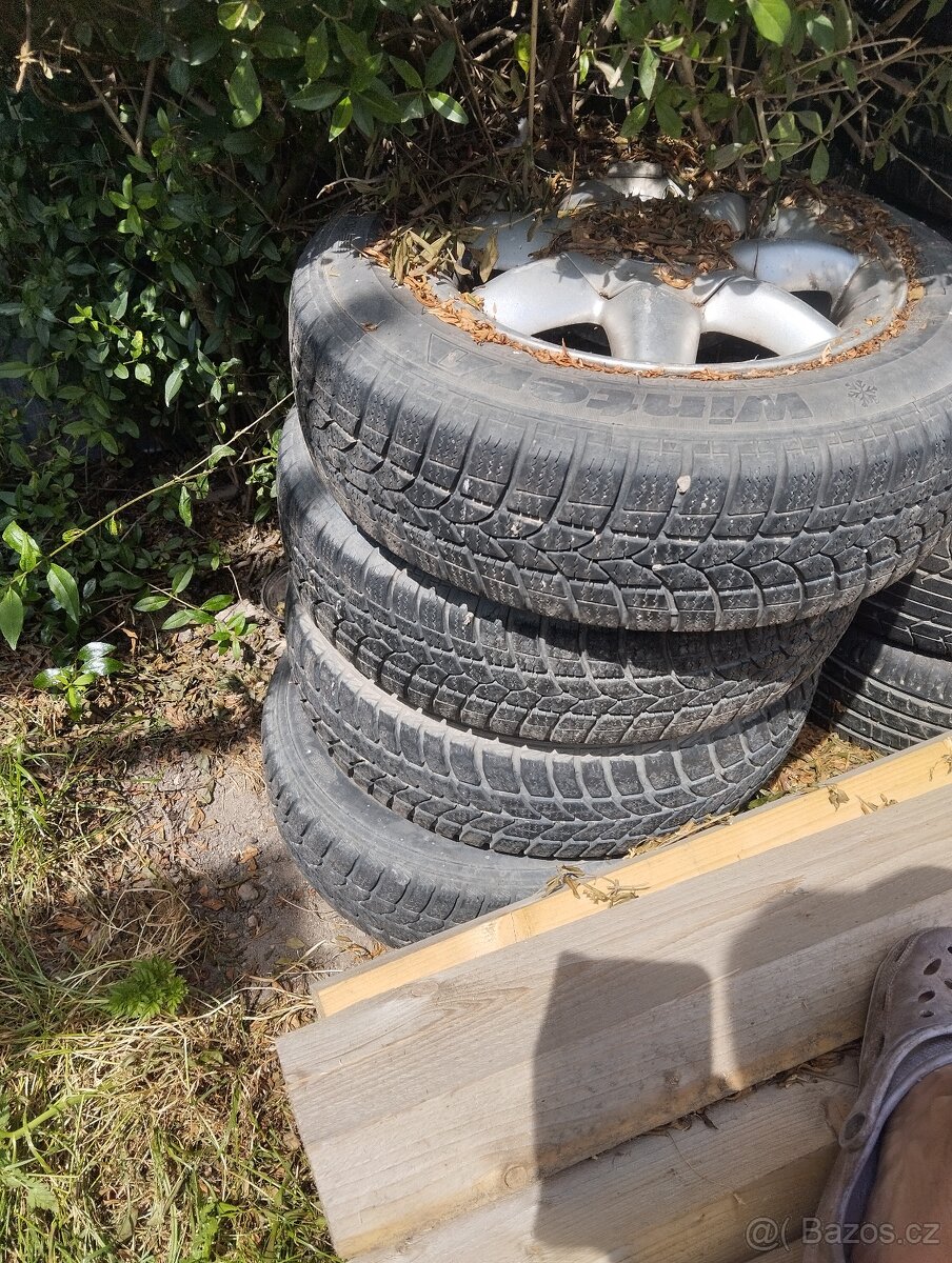 Pneu r13