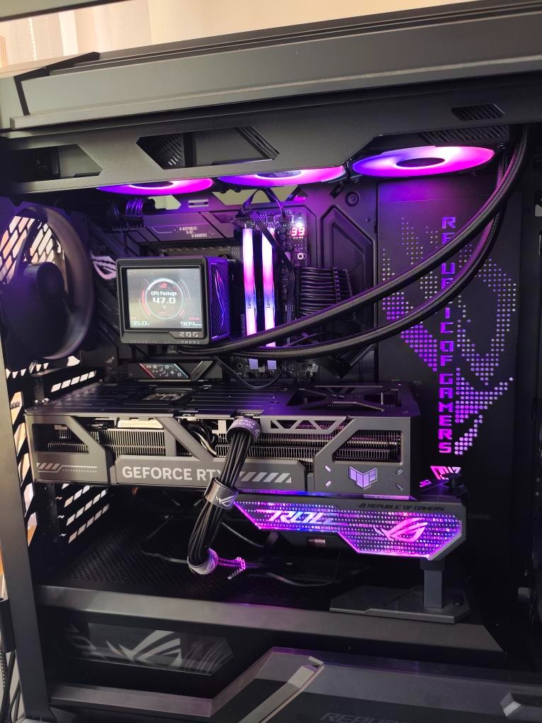 Herní PC Rtx 5090, AMD Ryzen 7 9800X3D