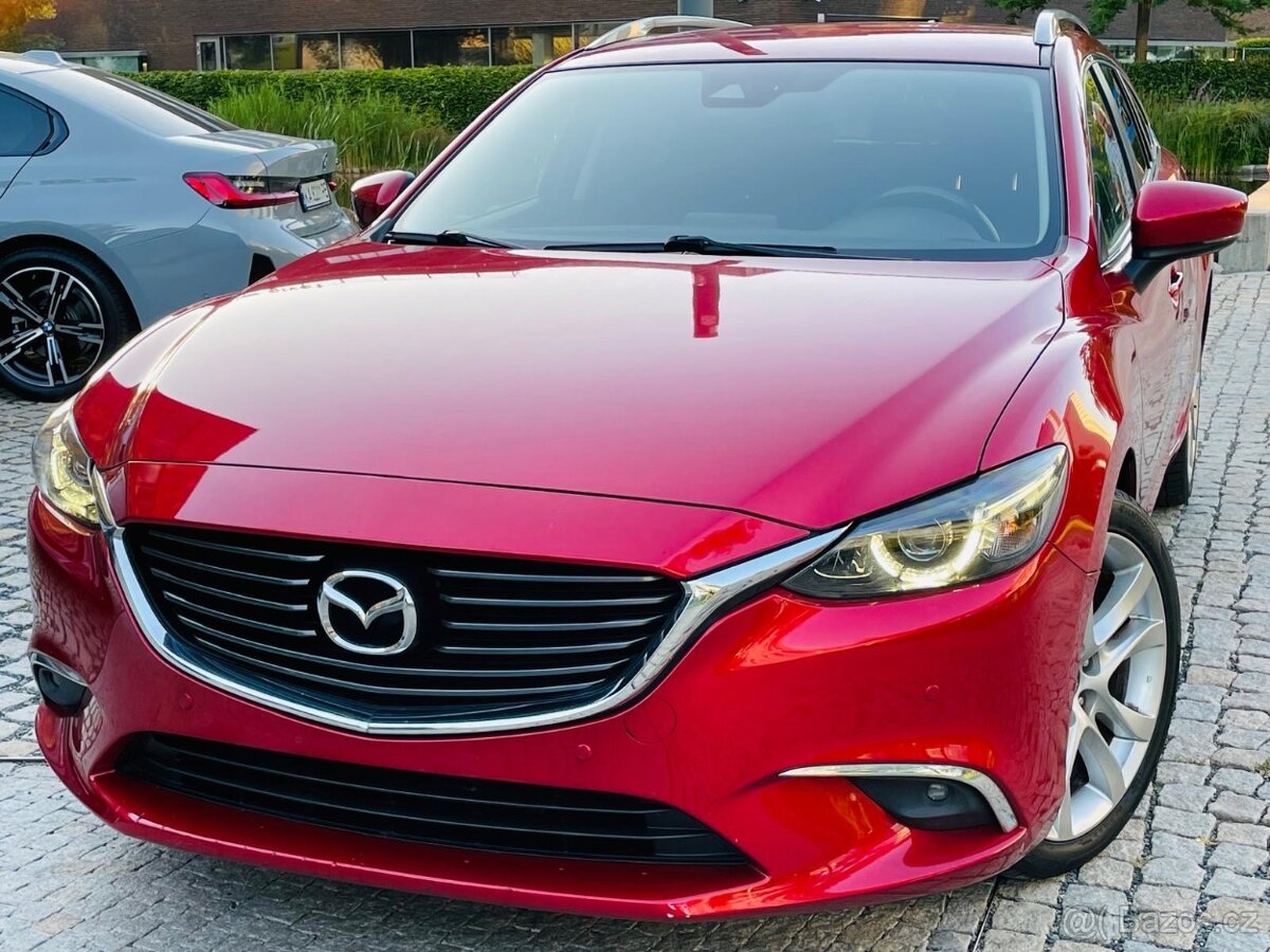 Mazda 6 2.0i AUTOMAT VÝHŘEV 1.MAJITEL TAŽNÉ SERVISKA