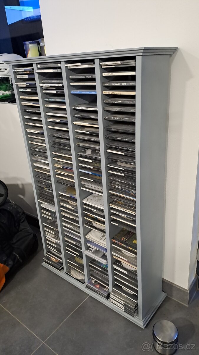 Držák na CD
