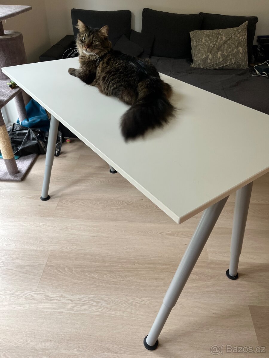 Psací stůl Ikea Galant   rozměry š:80 x d:120 x v:60 až 90cm