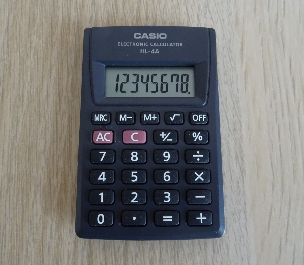 Kapesní kalkulačka Casio HL-4A