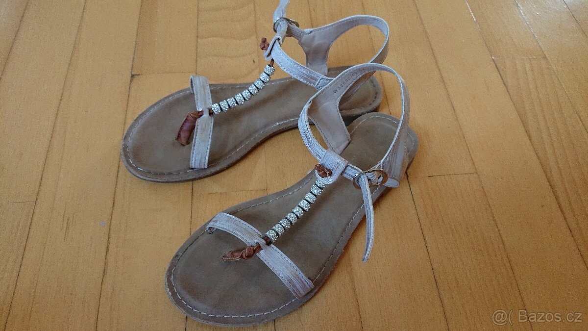 dívčí sandálky JF béžové vel. 35