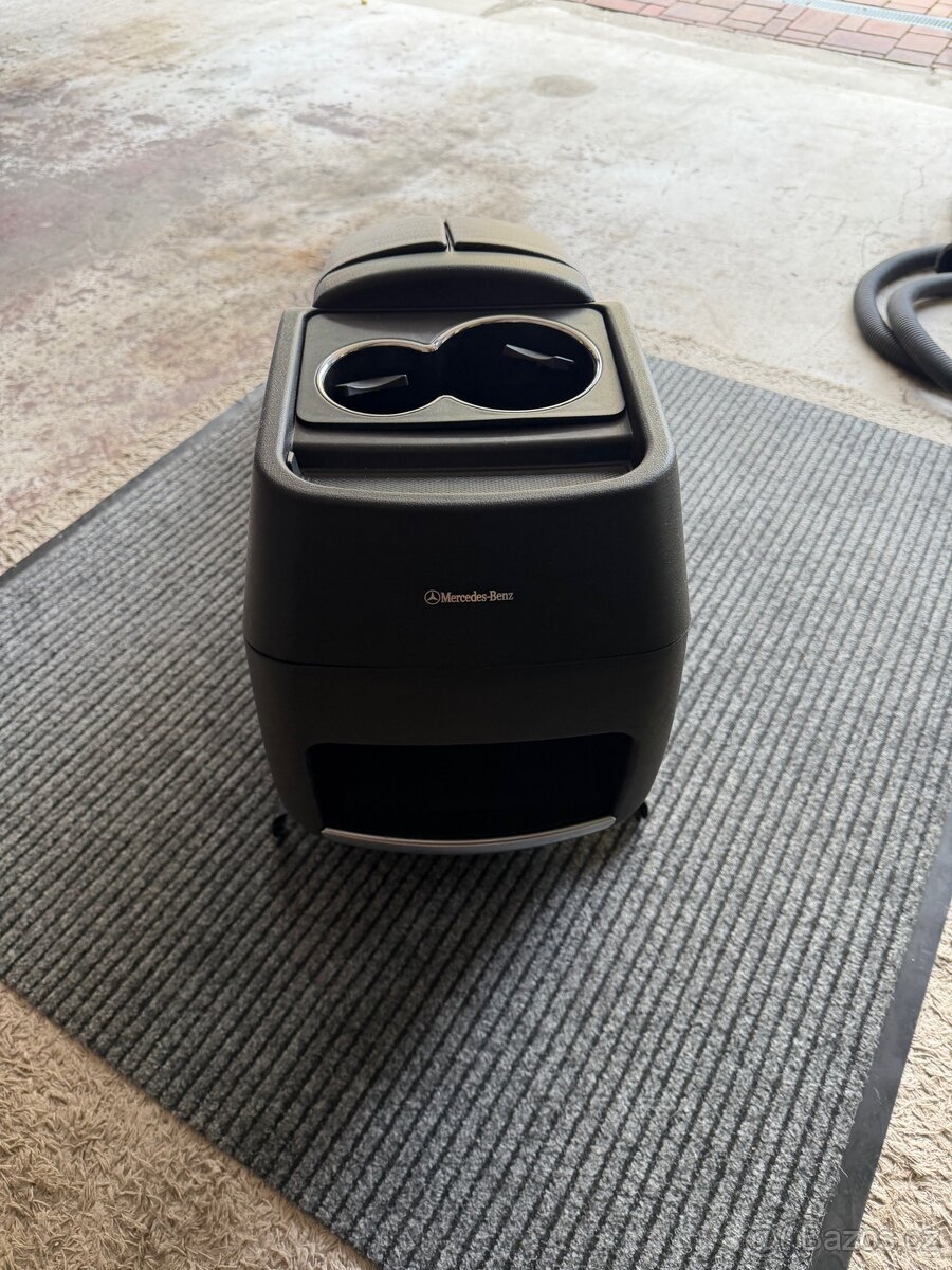 středová konzole Mercedes V class 447