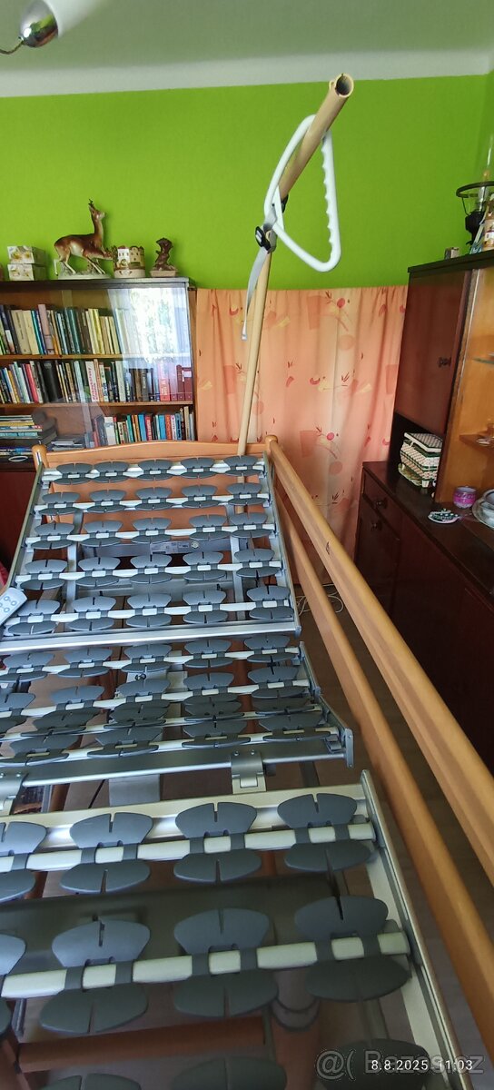 Elektrická polohovací postel Völker - repasovaná, funkční