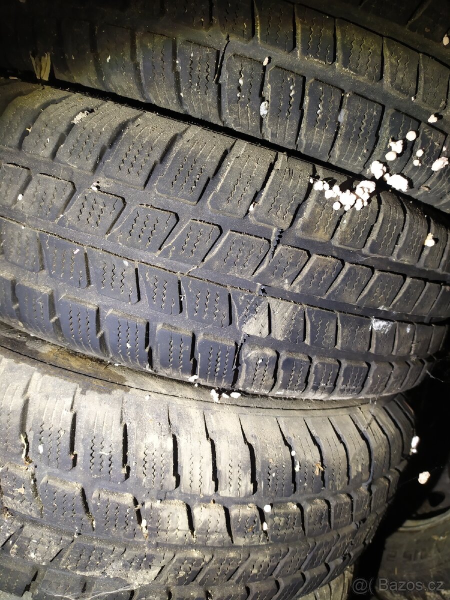 Pneu 175/70r13