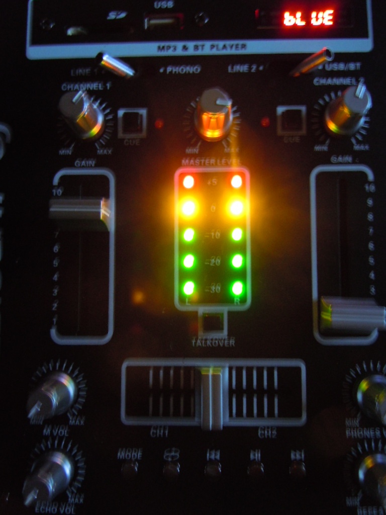 DJ MIXER + AUNA ST - 2000 REPRO