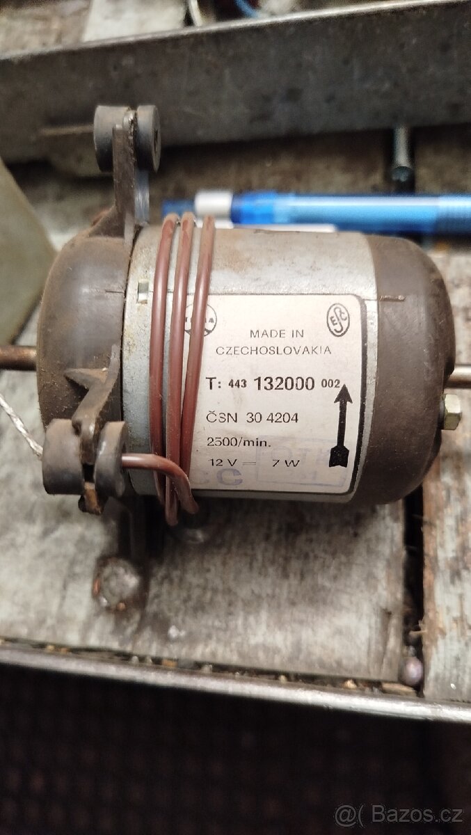 Motorek ventilátoru