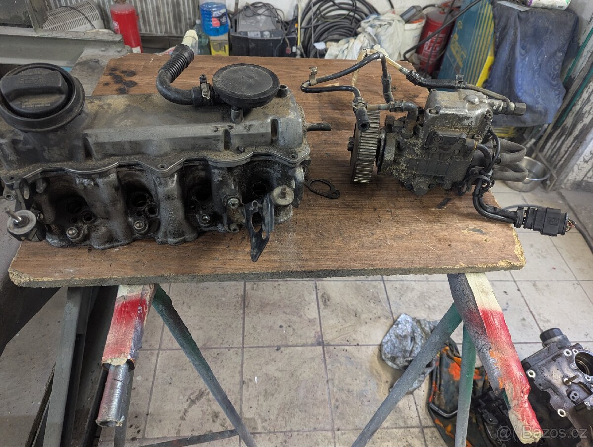 Hlava čerpadlo Škoda Octavia 1 1.9TDI