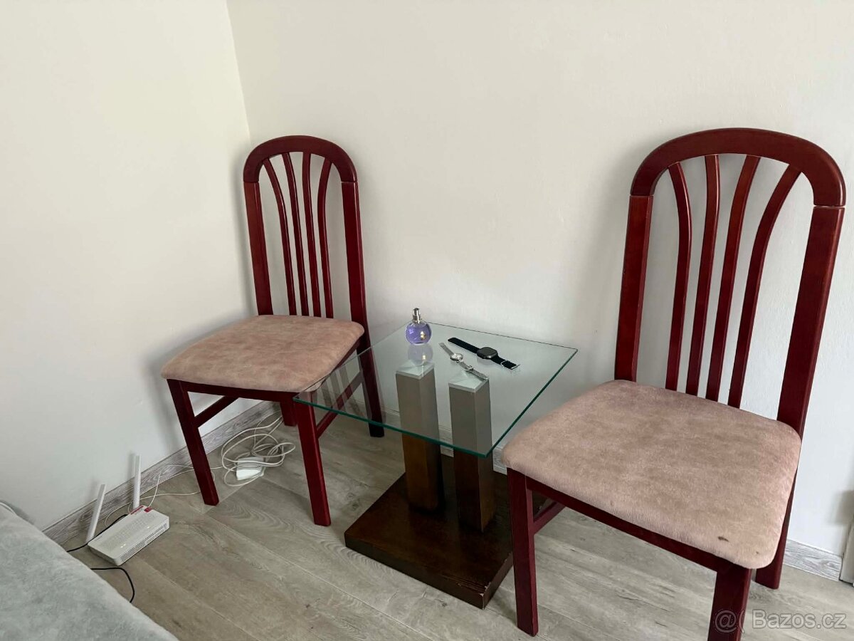 Konferenční stolek