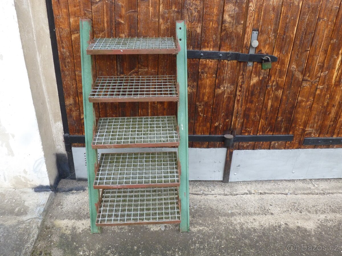 Prodej kovové schody