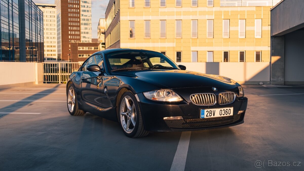 BMW Z4 3.0si individual - kupé