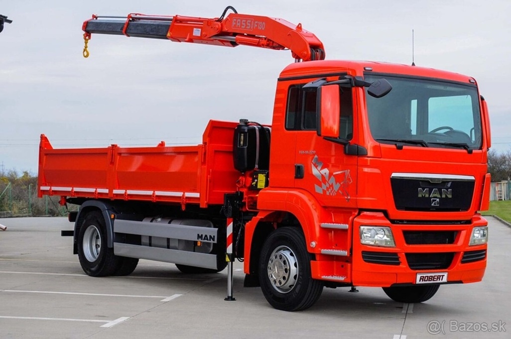 TŘÍSTRANNÝ SKLÁPĚČ + HYDRAULICKÁ RUKA MAN TGS 18.320 EURO4